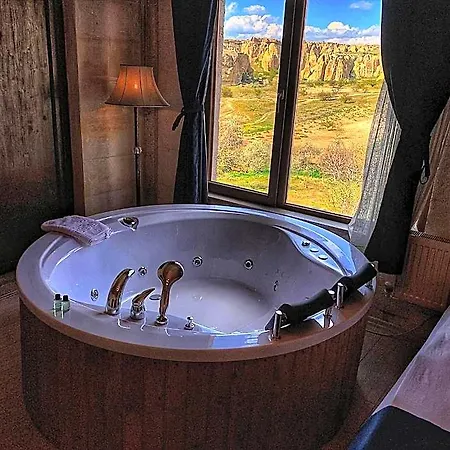 Rose Valley Hotel 4*